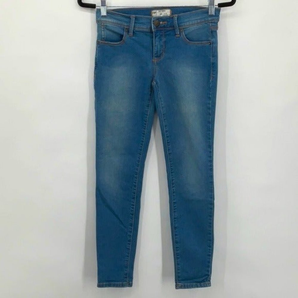 Free People Skinny Ankle Jeans Size 25